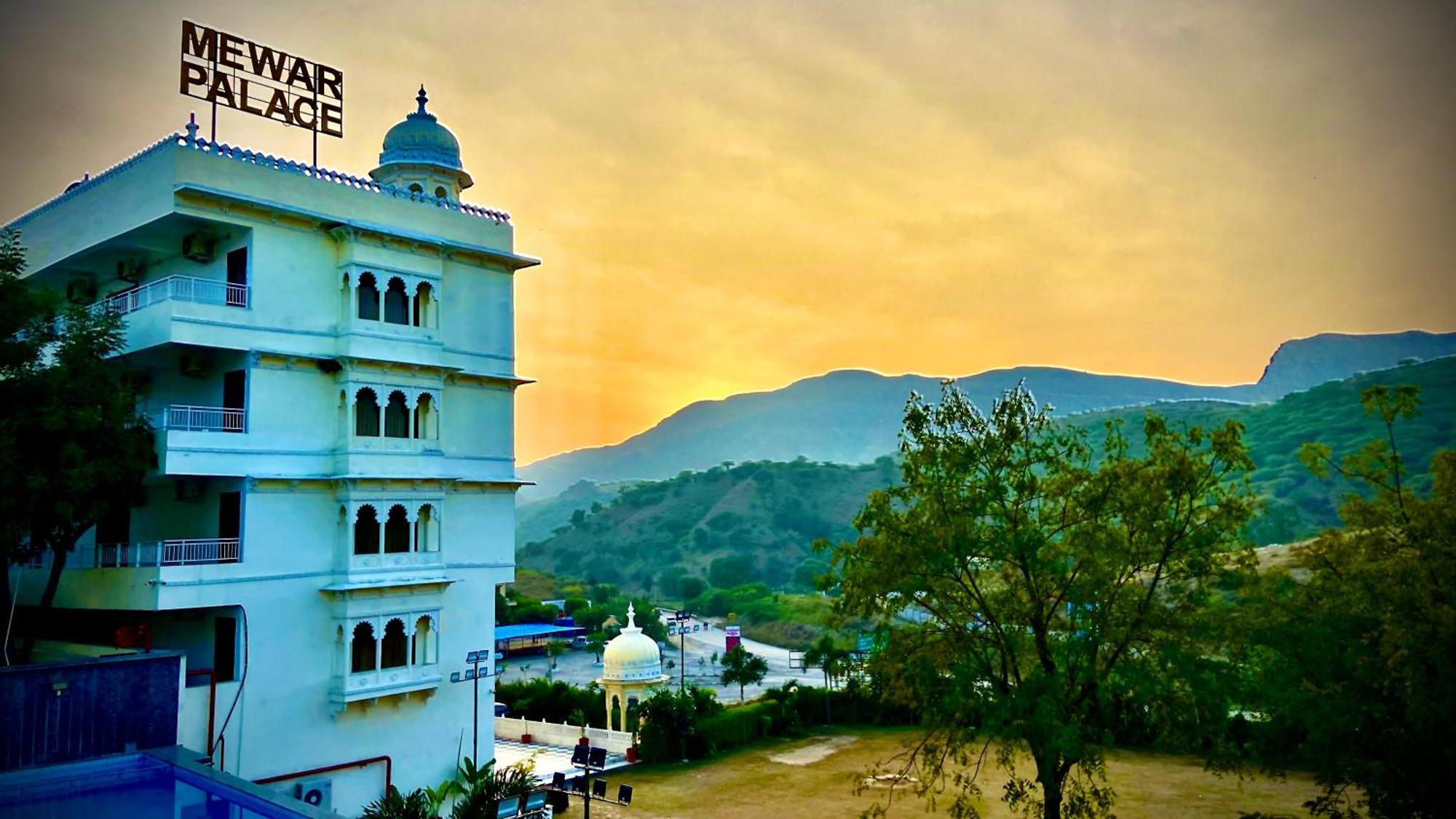 Mewar Palace Resort And Spa Udaipur Exterior photo